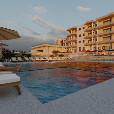 Hotel Blue Moon Ulcinj Eksteriør billede