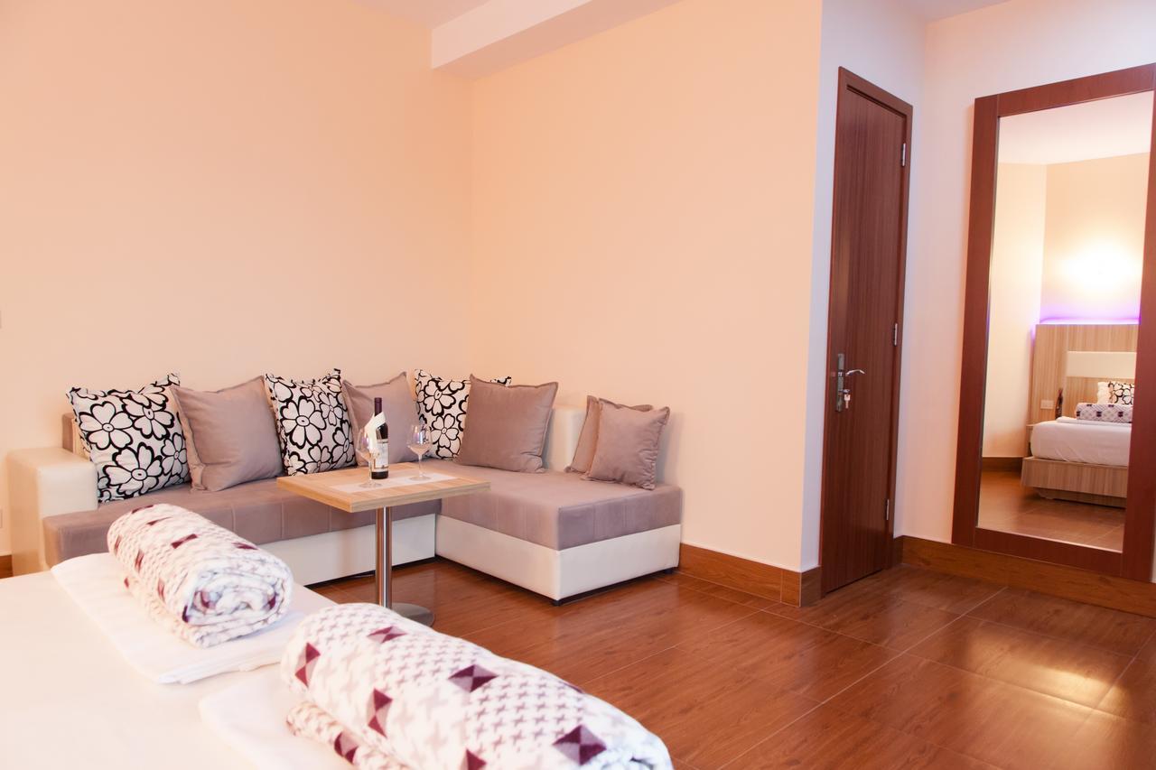 Hotel Blue Moon Ulcinj Eksteriør billede